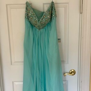 David &Johnny light blue dress